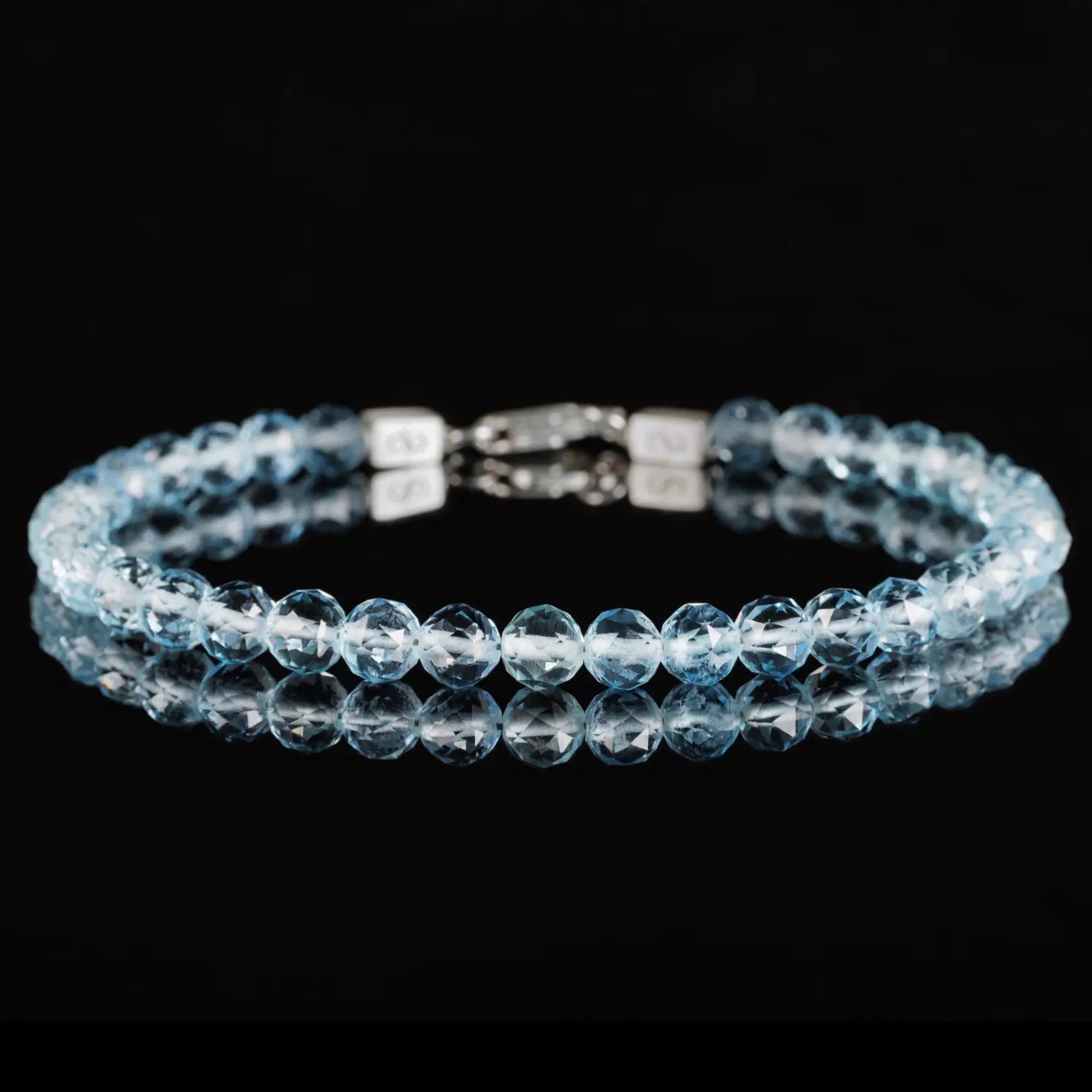 AquamarineBracelet30carat_5-5.5mm.jpg