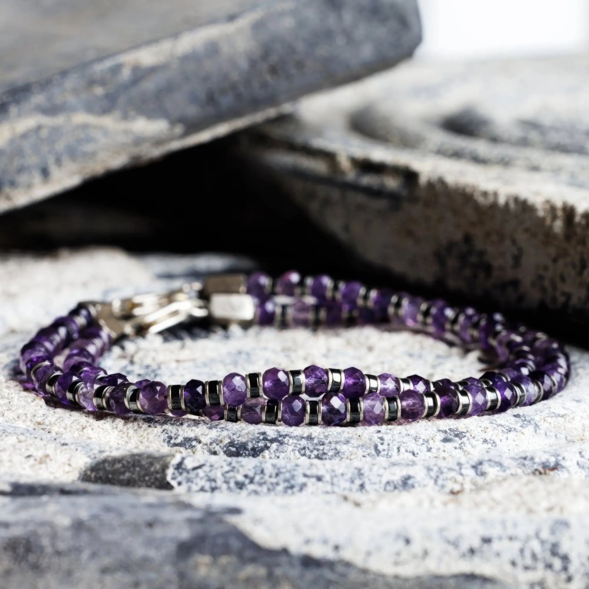 square3-AmethystBraceletIV_4mm_1.jpg